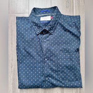 Men’s Long Sleeve Casual Shirt in XL